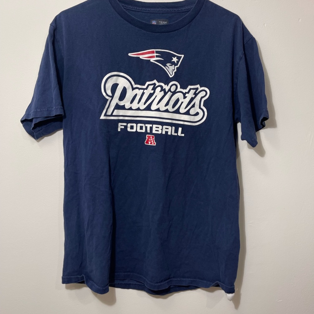 New England Patriots Football Shirt Size Medium